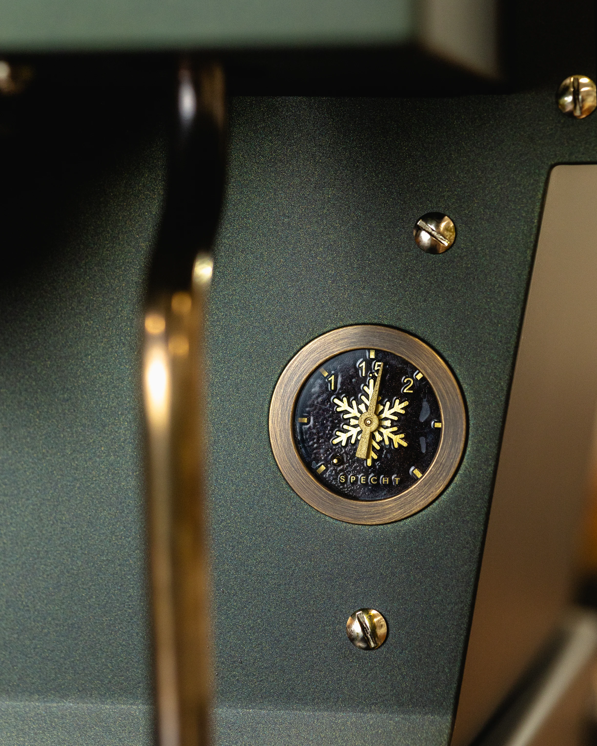 Santa's Workshop (Linea Mini R) - Specht Christmas - Image 9