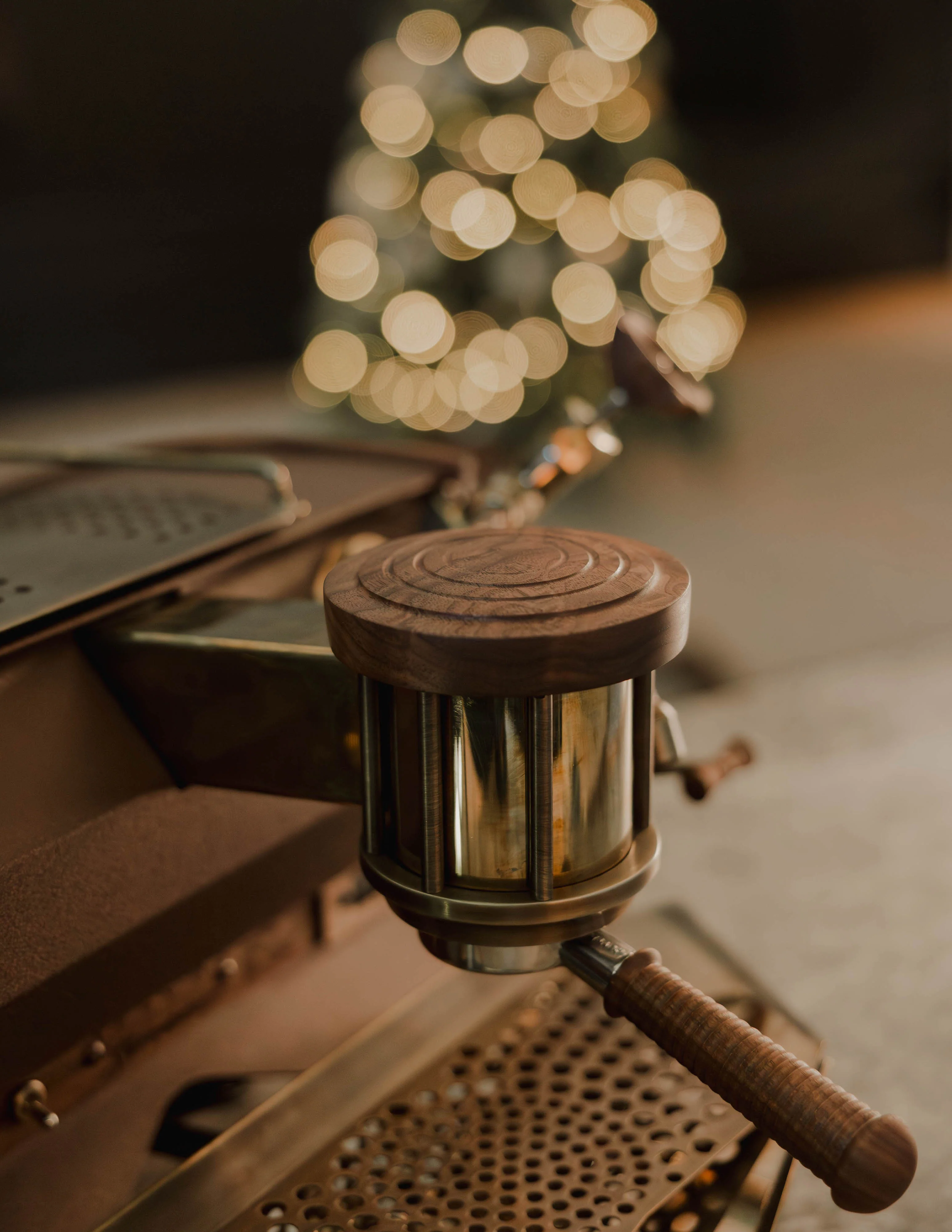 Yule Log (Speedster) - Specht Christmas, 2023 - Image 8